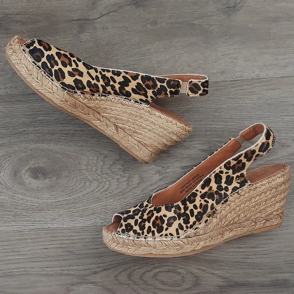 Tiger outlet print wedges